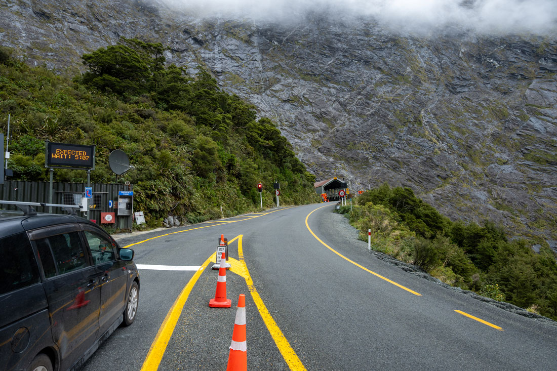 homer-tunnel-milford
