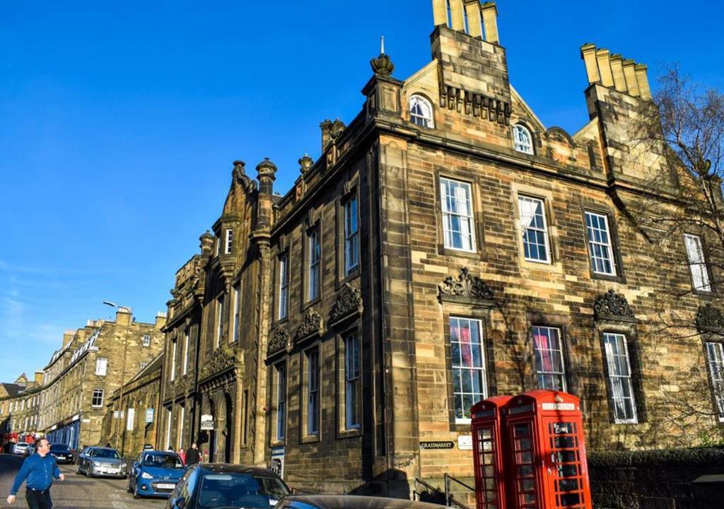 castle-rock-hostel