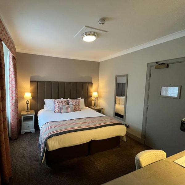 the-globe-inn